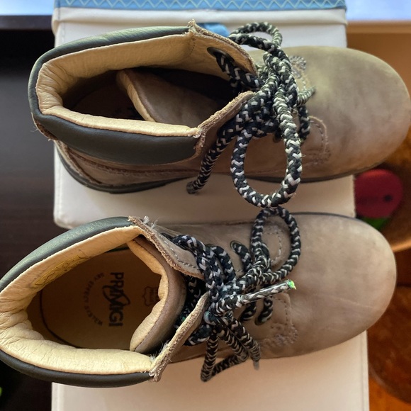 Boys Primigi Suede Boot - Picture 4 of 6